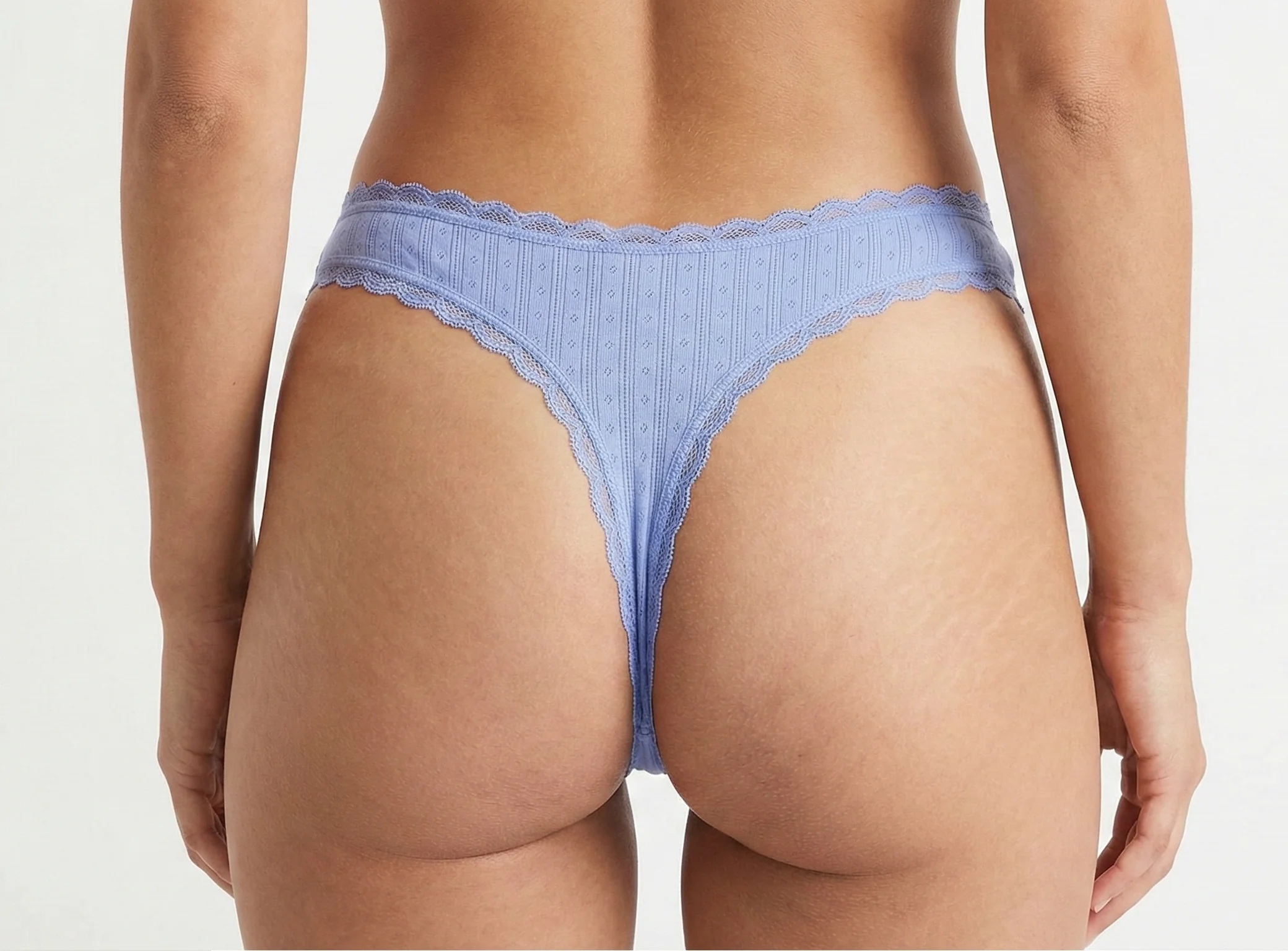 Dantelli Pointelle Derin Bacak Kesim Tanga